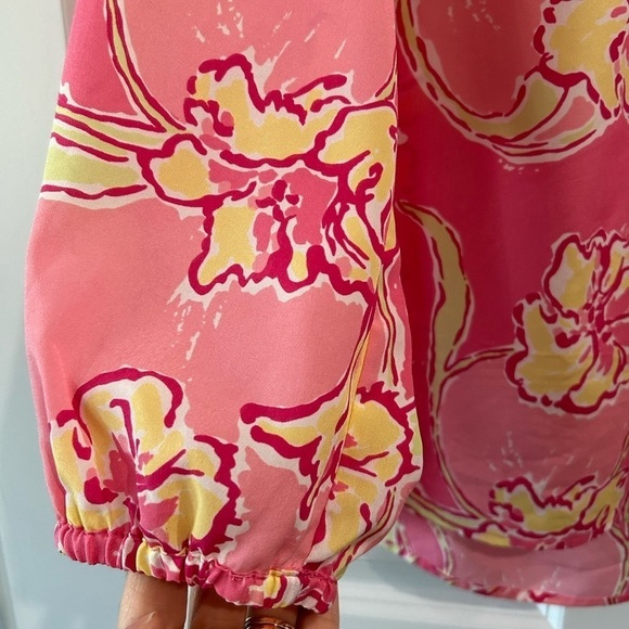 Lilly Pulitzer Elsa Daylily Silk Blouse Top Pink Yellow Floral Size S Popover - Picture 5 of 7